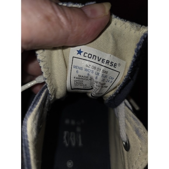 Converse Womens Shoes. Size 8. Low Top. Athletic, Academia, Leasure, Casual,... - Picture 9 of 9